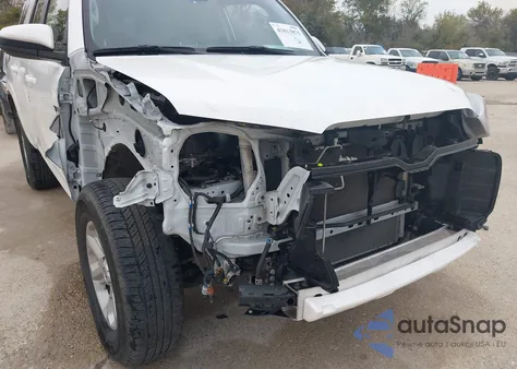 2024 Toyota 4Runner Sr5 z USA, uszkodzony, nr VIN JTEMU5JR1R6282459